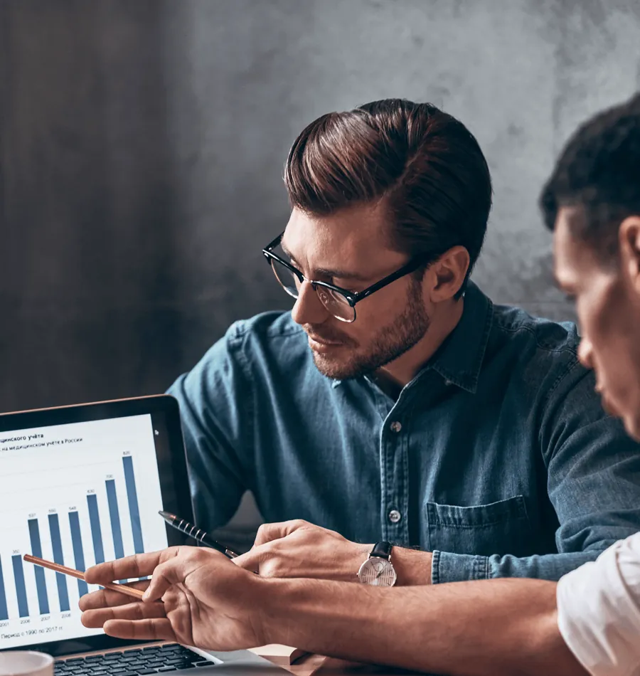 Expand into New Markets: 7 Strategic Paths to Growth