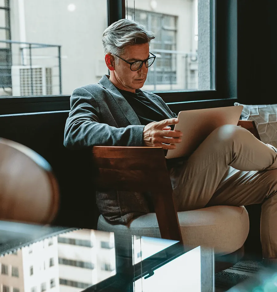 Merchant Cash Advance vs. Business Loan: Key Differences Explained