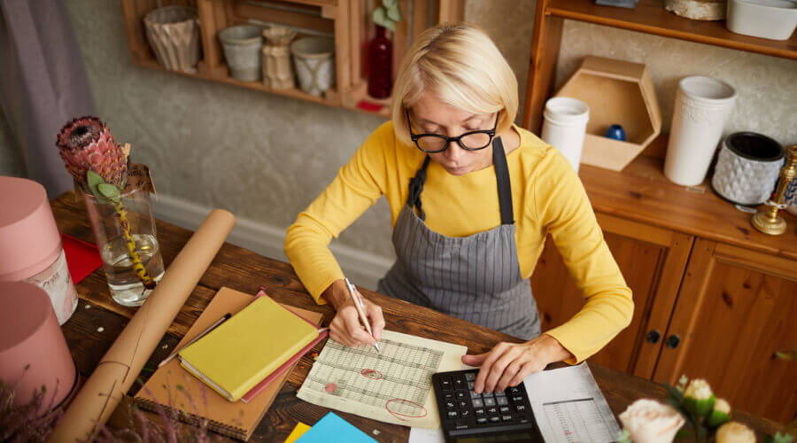 How to Calculate the True Cost of a Merchant Cash Advance (MCA)