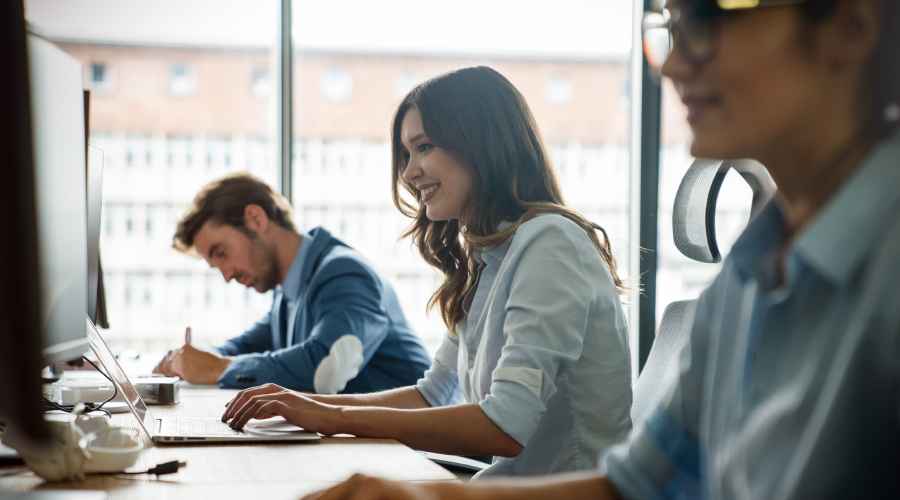 New Year Job Shuffle: How Many Americans Plan to Change Jobs and How Many Employers Are Hiring?